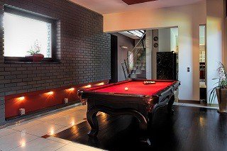 Professional pool table movers in Oak Harbor content img1